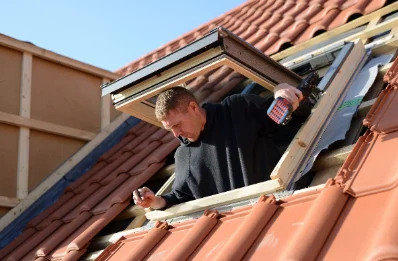 Pose de fenêtres de toit Velux à Albières